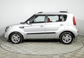 Подержанный автомобиль Kia Soul 2012 года (8 фото)