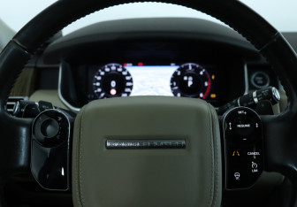 Подержанный автомобиль Land Rover Range Rover 2019 года (19 фото)