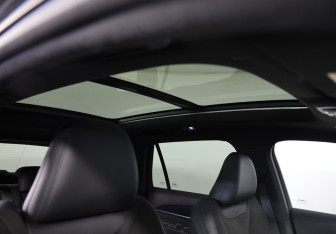 Подержанный автомобиль Geely Monjaro 2024 года (22 фото)