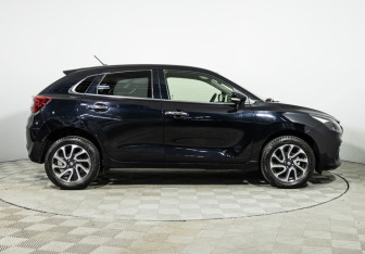 Подержанный автомобиль Suzuki Baleno Hatchback 2023 года (4 фото)