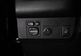 Подержанный автомобиль Toyota RAV4 2019 года (15 фото)