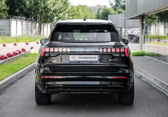 Подержанный автомобиль Lynk&Co 09 2023 года (16 фото)