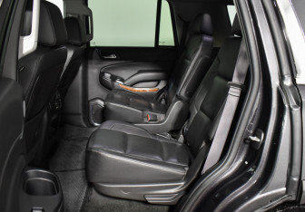 Подержанный автомобиль Chevrolet Tahoe 2016 года (11 фото)