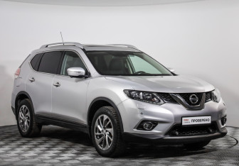Подержанный автомобиль Nissan X-Trail 2016 года (3 фото)