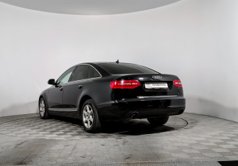 Подержанный автомобиль Audi A6 Sedan 2009 года (7 фото)