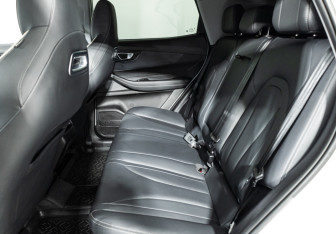 Подержанный автомобиль Chery Tiggo 4 2025 года (10 фото)