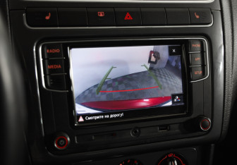 Подержанный автомобиль Volkswagen Polo Sedan 2019 года (12 фото)