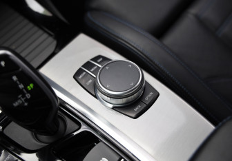 Подержанный автомобиль BMW X4 2019 года (16 фото)