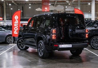 Подержанный автомобиль Haval H9 2024 года (11 фото)