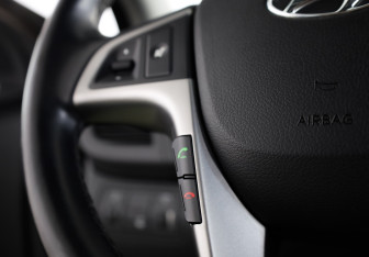 Подержанный автомобиль Hyundai Solaris Hatchback 2015 года (10 фото)