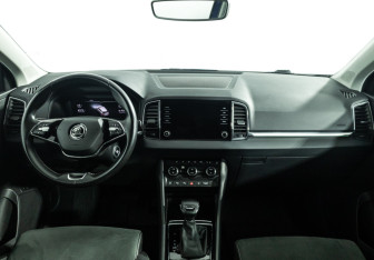 Подержанный автомобиль Skoda Karoq 2020 года (13 фото)