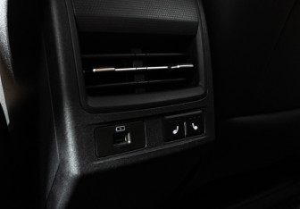 Подержанный автомобиль Omoda C5 2023 года (25 фото)