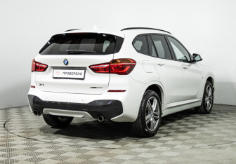 Подержанный автомобиль BMW X1 2018 года (5 фото)