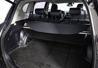 Подержанный автомобиль Toyota RAV4 2017 года (32 фото)