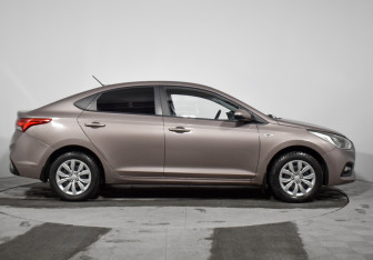 Подержанный автомобиль Hyundai Solaris Sedan 2018 года (4 фото)