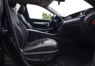 Подержанный автомобиль Infiniti QX50 2018 года (25 фото)