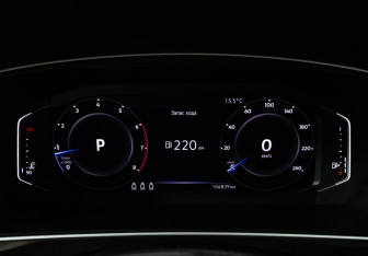 Подержанный автомобиль Volkswagen Tiguan 2019 года (12 фото)