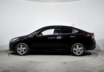 Подержанный автомобиль Hyundai Solaris Sedan 2020 года (8 фото)