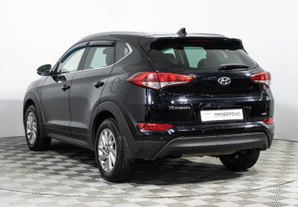 Подержанный автомобиль Hyundai Tucson 2017 года (7 фото)