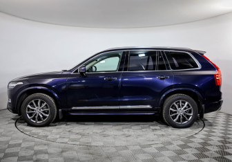 Подержанный автомобиль Volvo XC90 2016 года (8 фото)