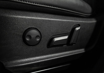 Подержанный автомобиль Haval F7x 2023 года (18 фото)