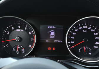 Подержанный автомобиль Kia Ceed Hatchback 2019 года (18 фото)