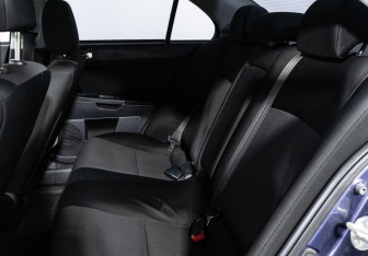 Подержанный автомобиль Mitsubishi Lancer Sedan 2010 года (10 фото)
