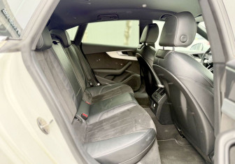 Подержанный автомобиль Audi A5 Liftback 2018 года (26 фото)