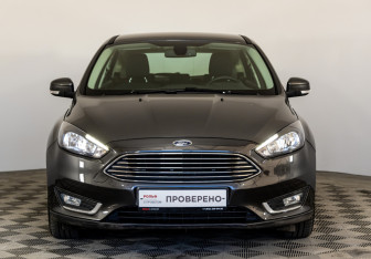Подержанный автомобиль Ford Focus Hatchback 2019 года (2 фото)