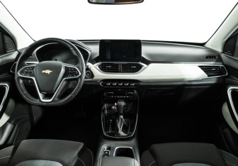 Подержанный автомобиль Chevrolet Captiva 2021 года (13 фото)
