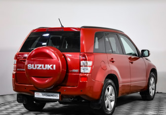 Подержанный автомобиль Suzuki Grand Vitara 2010 года (5 фото)