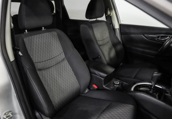 Подержанный автомобиль Nissan X-Trail 2020 года (21 фото)