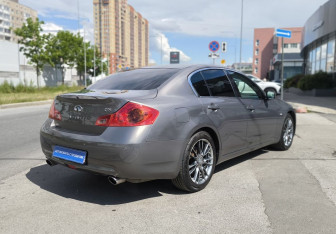 Подержанный автомобиль Infiniti G Sedan 2010 года (4 фото)