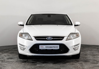 Подержанный автомобиль Ford Mondeo Sedan 2013 года (2 фото)