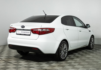 Подержанный автомобиль Kia Rio Sedan 2013 года (5 фото)
