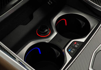 Подержанный автомобиль BMW X6 M 2020 года (24 фото)