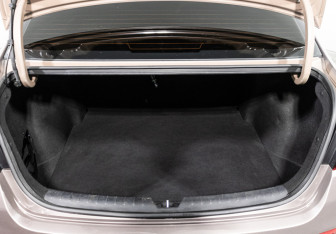 Подержанный автомобиль Kia Rio Sedan 2018 года (16 фото)