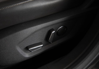 Подержанный автомобиль Ford Mondeo Sedan 2016 года (24 фото)
