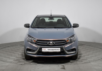 Подержанный автомобиль LADA (ВАЗ) Vesta Sedan 2017 года (2 фото)