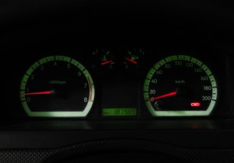 Подержанный автомобиль Chevrolet Aveo Sedan 2010 года (12 фото)