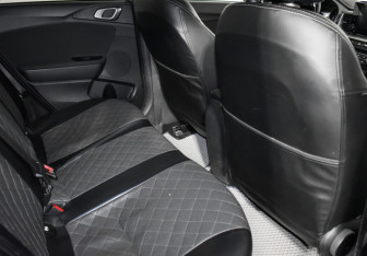 Подержанный автомобиль Kia Ceed Wagon 2022 года (12 фото)