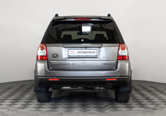 Подержанный автомобиль Land Rover Freelander 2007 года (6 фото)
