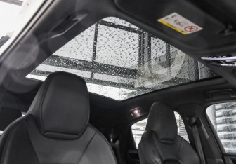 Подержанный автомобиль Porsche Cayenne 2021 года (33 фото)