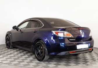 Подержанный автомобиль Mazda 6 Sedan 2011 года (7 фото)