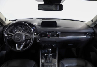 Подержанный автомобиль Mazda CX-5 2018 года (9 фото)