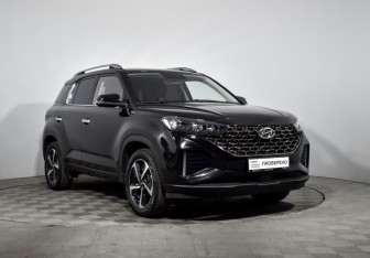 Подержанный автомобиль Hyundai ix35 2022 года (3 фото)