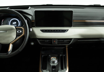 Подержанный автомобиль Haval Jolion 2023 года (14 фото)