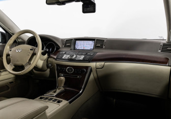 Подержанный автомобиль Infiniti M Sedan 2008 года (9 фото)