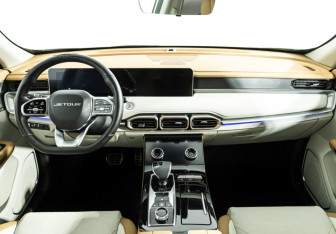 Подержанный автомобиль Jetour X70 Plus 2024 года (13 фото)