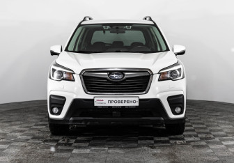Подержанный автомобиль Subaru Forester Suv 2020 года (4 фото)